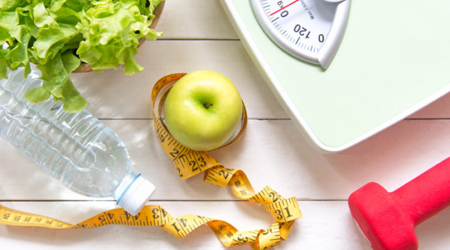 apple and weight scale