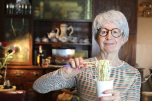 Woman eats processed noodles dish increasing type 2 diabetes risk